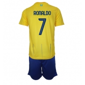 Al-Nassr Cristiano Ronaldo #7 Hjemmebanetrøje Børn 2023-24 Kort ærmer (+ bukser)