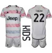 Juventus Timothy Weah #22 Udebanetrøje Børn 2023-24 Kort ærmer (+ bukser)